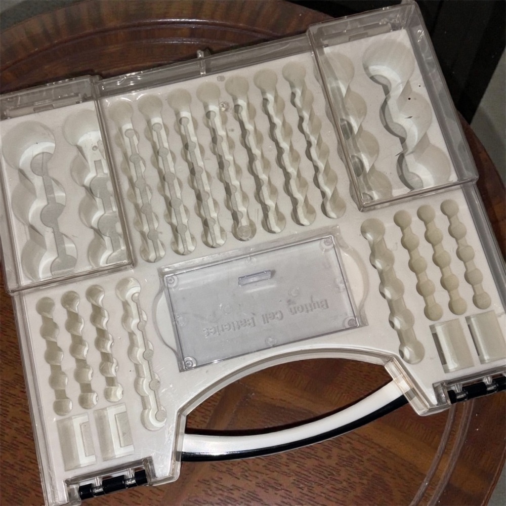 Clear Plastic Battery Storage Case